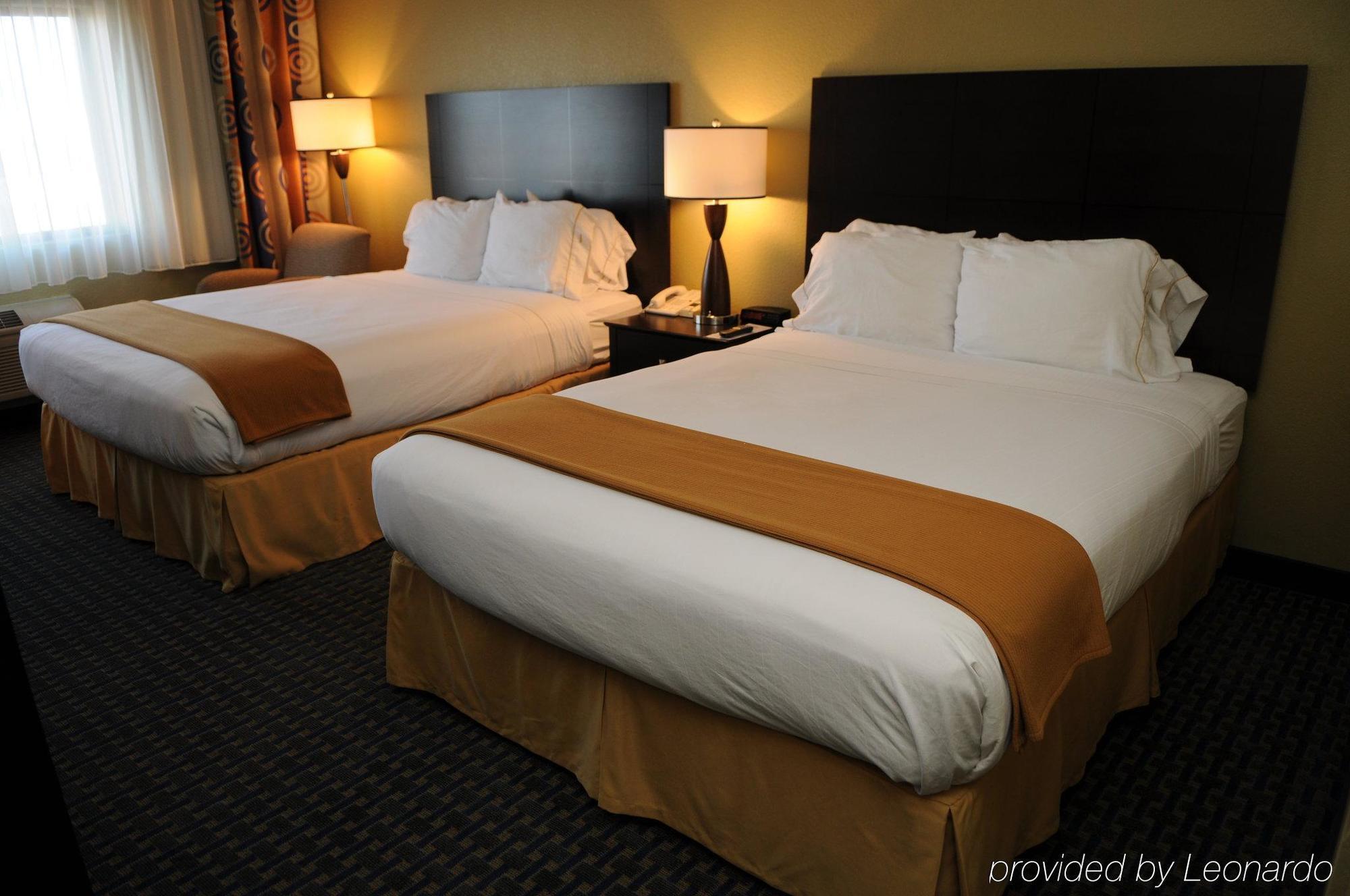 Holiday Inn Express & Suites Phoenix/Chandler Buitenkant foto