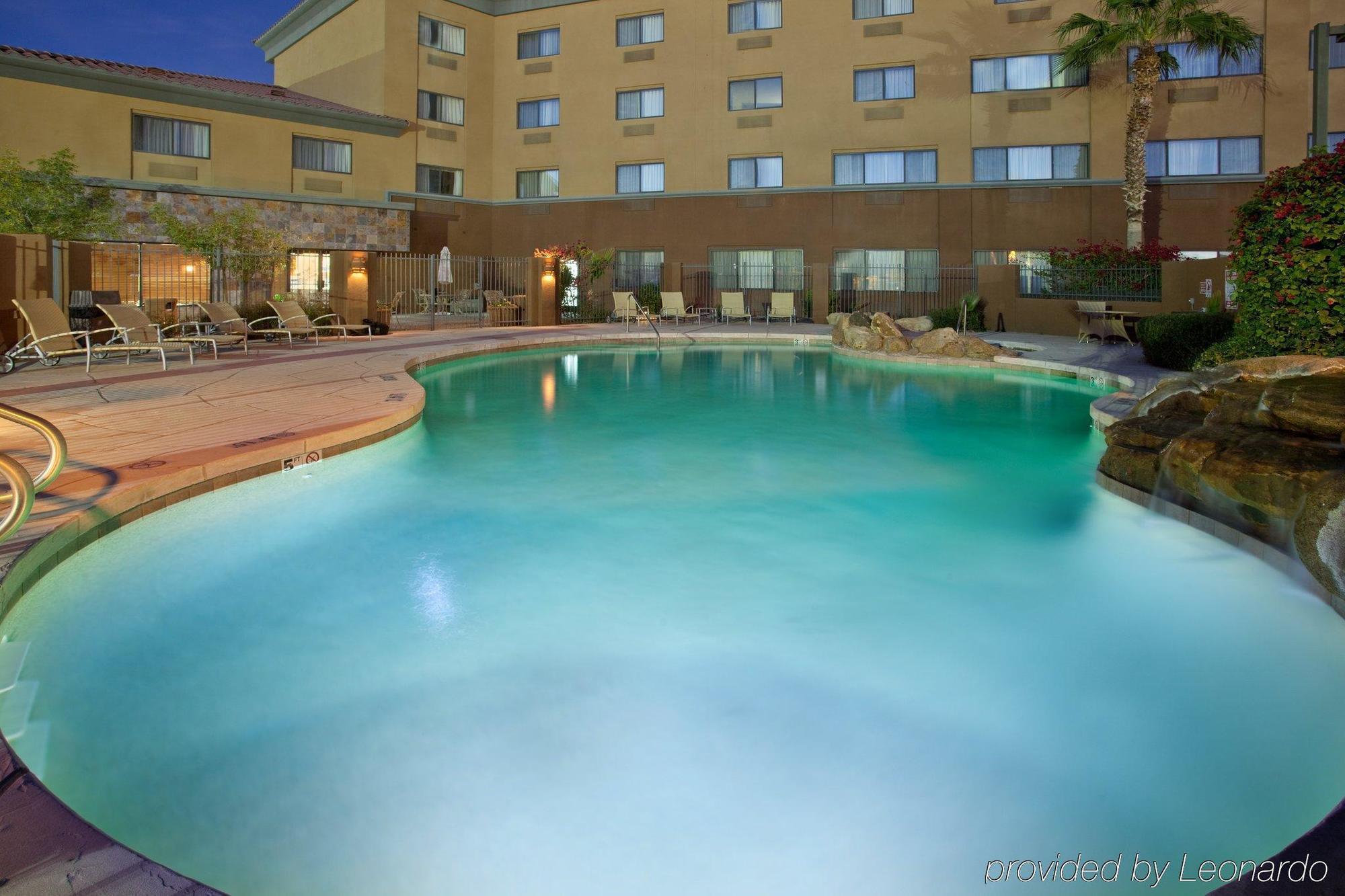 Holiday Inn Express & Suites Phoenix/Chandler Faciliteiten foto