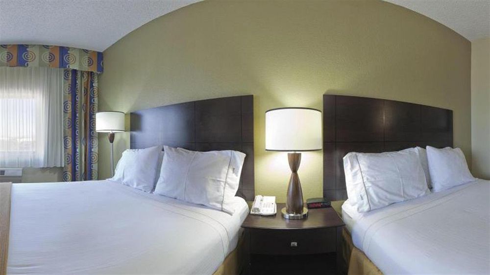 Holiday Inn Express & Suites Phoenix/Chandler Buitenkant foto
