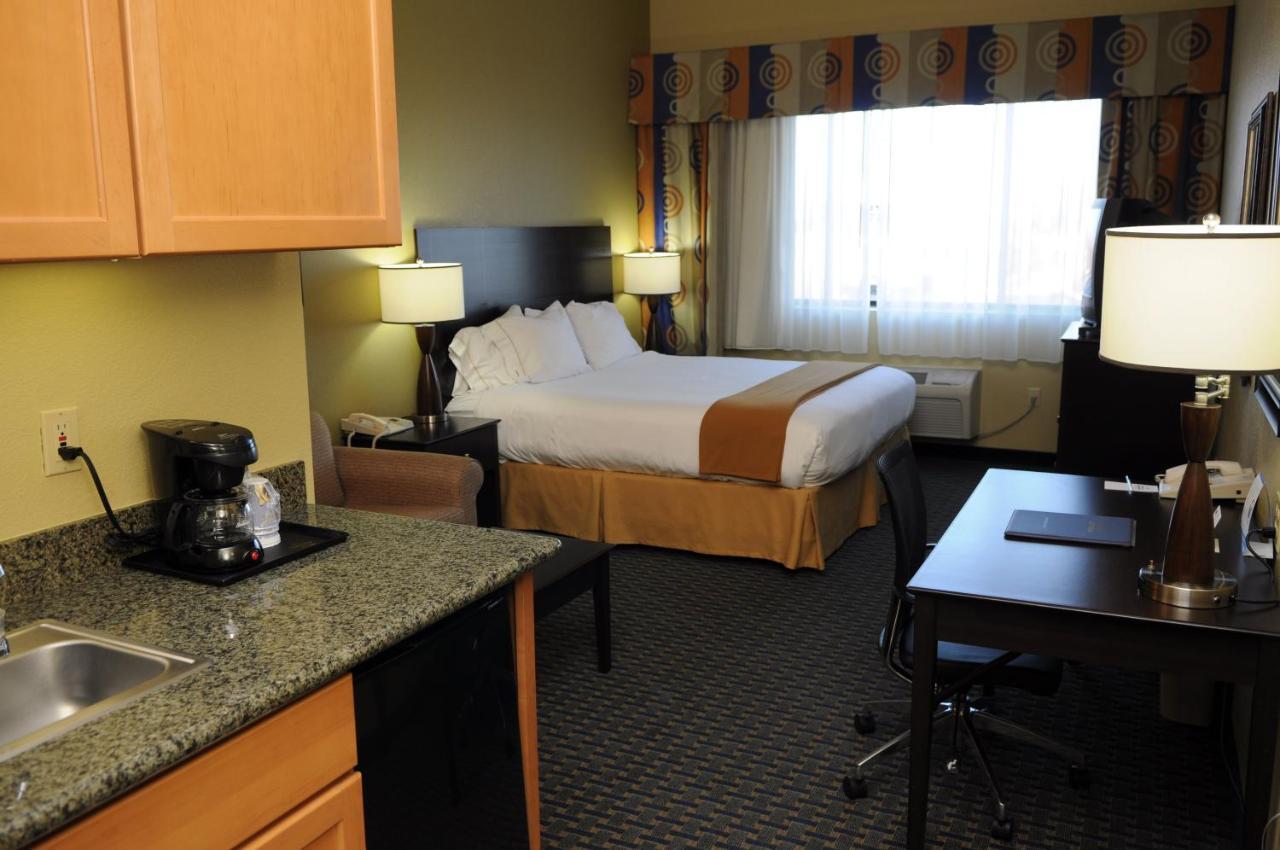 Holiday Inn Express & Suites Phoenix/Chandler Buitenkant foto